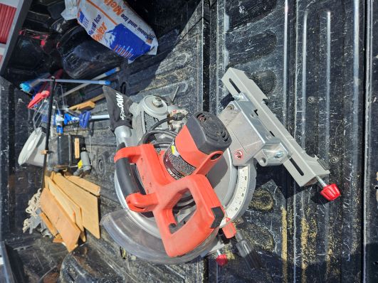 SKILSAW 10” Compound Miter Saw model 3315 – Works Great, Ready to Use Image